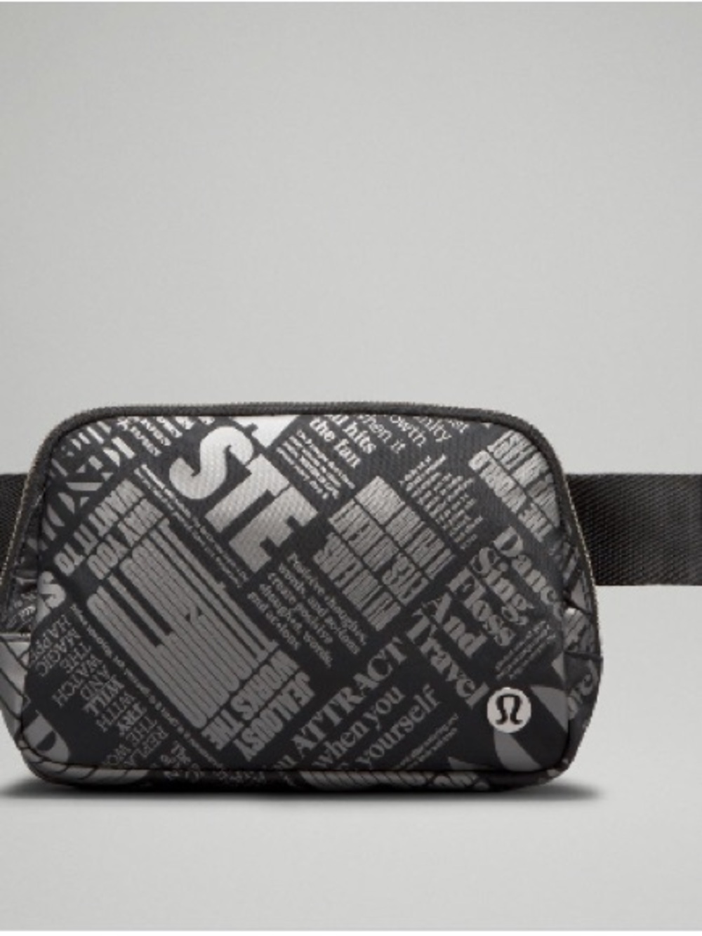 NWT Lululemon Everywhere Belt Bag 1L in
Manifesto Print